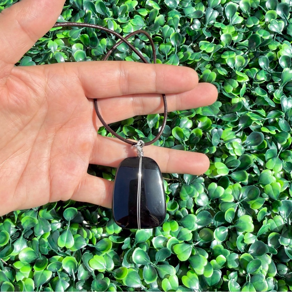 Black Obsidian pendant - with cord